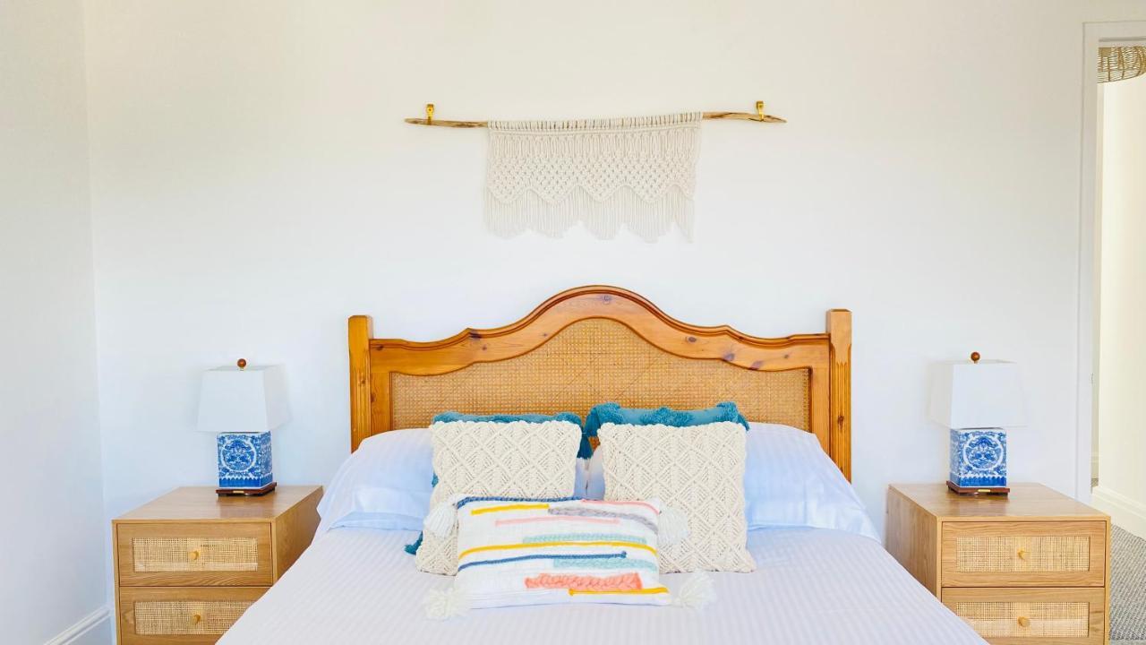 Gordy Hall -Sea Facing Welsh Cottage With Stunning Views เพนไดน์ ภายนอก รูปภาพ